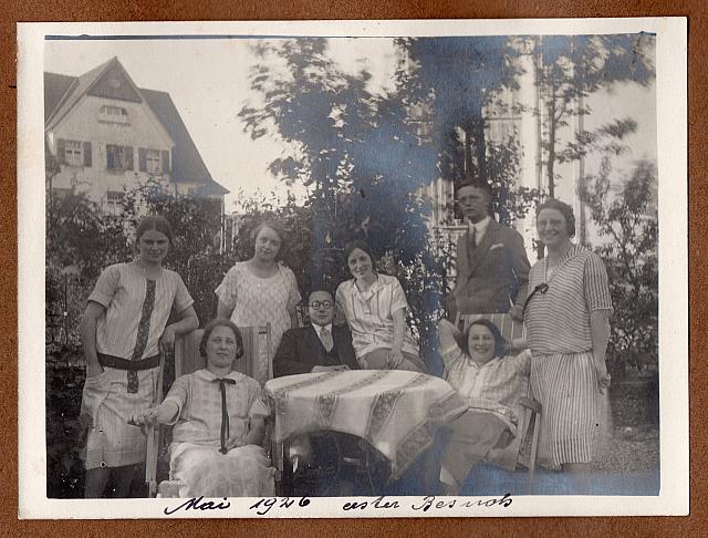 C-1924-Album 01-288-031 a