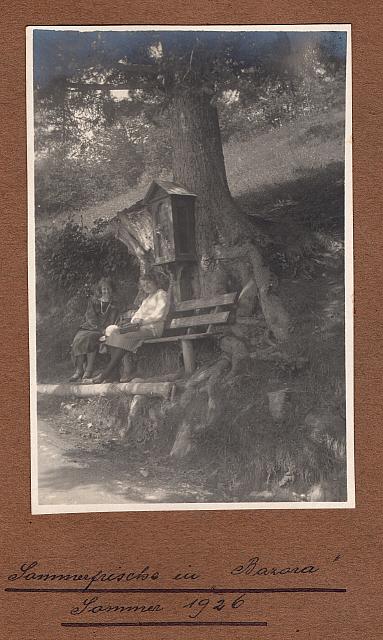 C-1924-Album 01-288-032 a