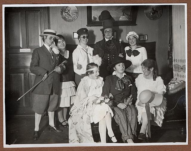 C-1924-Album 01-288-034 b