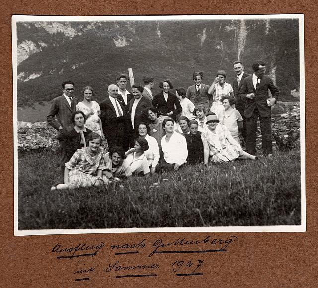 C-1924-Album 01-288-039 a