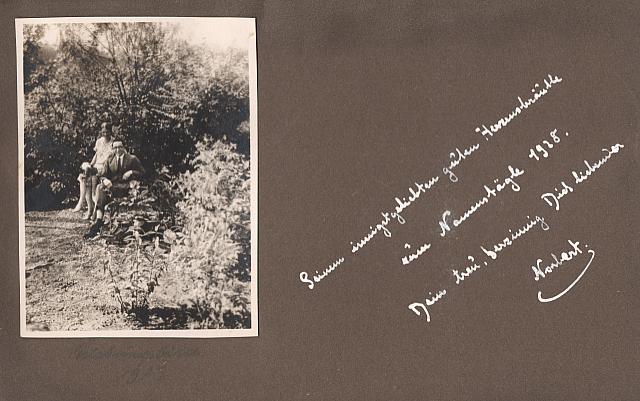 C-1927-30-Album 02-284-001 a