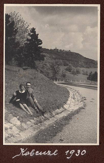 C-1927-30-Album 02-284-008 b