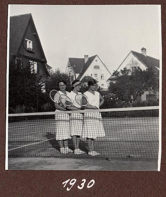 C-1927-30-Album 02-284-014 b