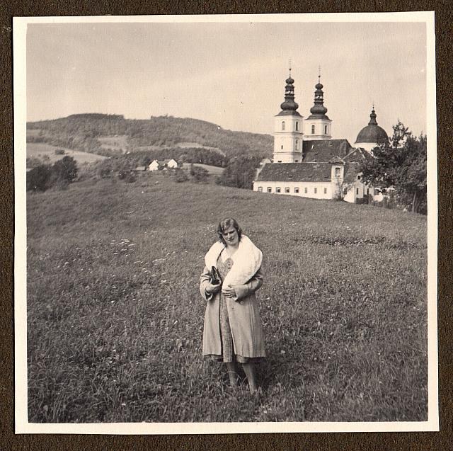 C-1931-00-Album 03-286-041 c