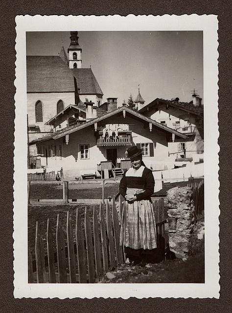 C-1932-33-Album 04-285-018