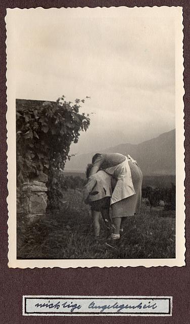 C-1936-00-Album 06-287-014 b