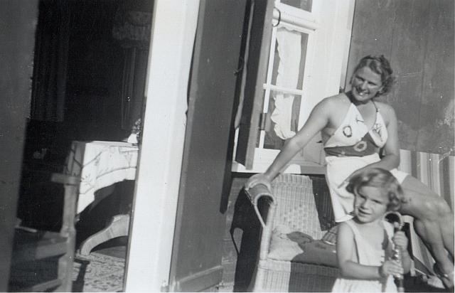 C-1936-00-Album 06-287-020 a