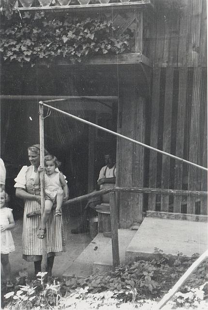 C-1936-00-Album 06-287-020 c