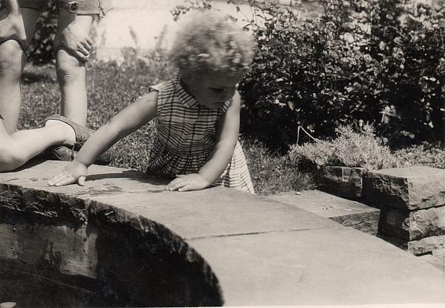 Album 10 003 C-1957-292 f