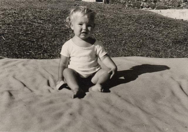 Album 10 005 C-1957-292 c