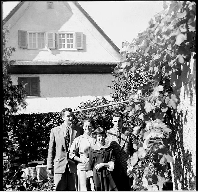 Papi-1952-Winter 52,53 03A (19)