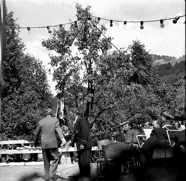 Papi-1954-Klingend 06A (6)