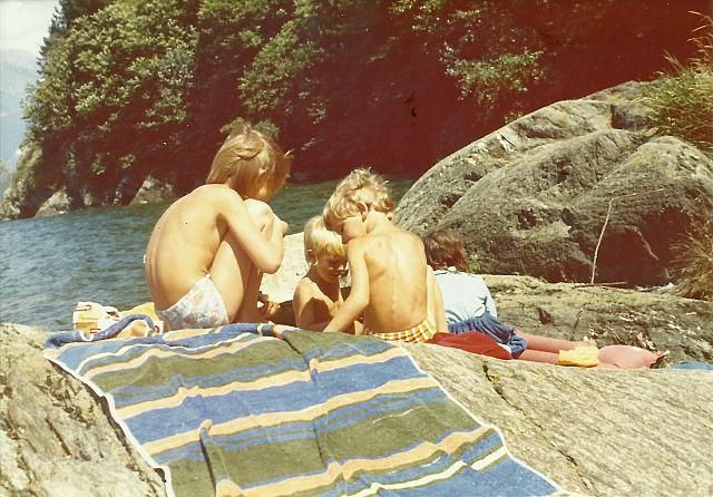 01-033-01-01 c Gallery