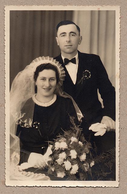 C-1934-Grossm Elle-298-040