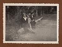 C-1924-Album 01-288-043 c