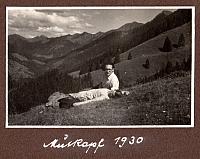 C-1927-30-Album 02-284-012 b