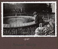 C-1927-30-Album 02-284-023 b