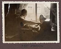 C-1936-00-Album 06-287-029 a
